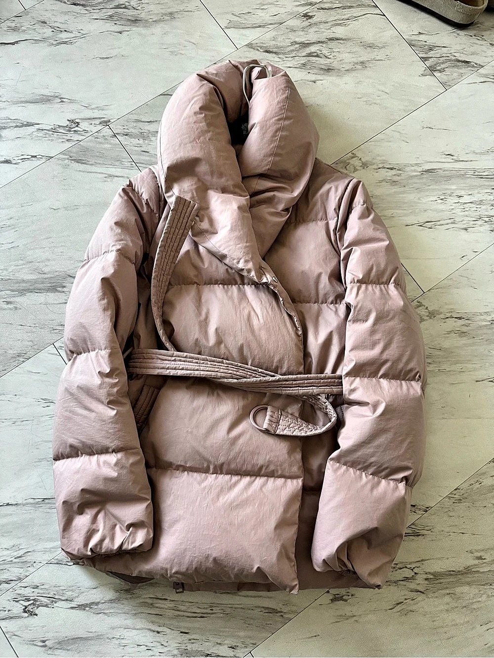 Wilfred Free Alta Puffer Jacket Pink Medium